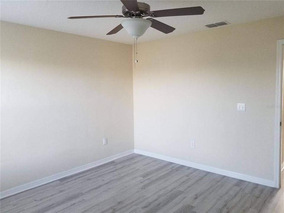 For Rent: $2,600 (5 beds, 3 baths, 2180 Square Feet)