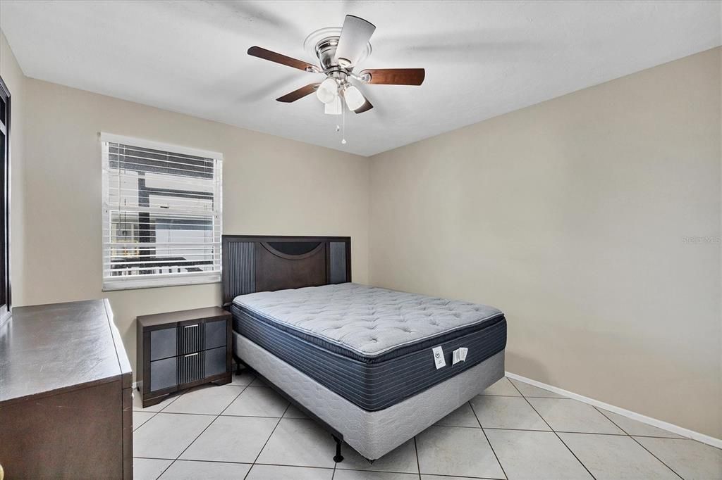 Guest bedroom at 3862 59th Ave. W, Bradenton FL 34210