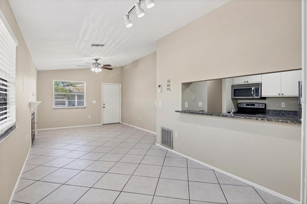 Dining room at 3862 59th Ave. W, Bradenton FL 34210