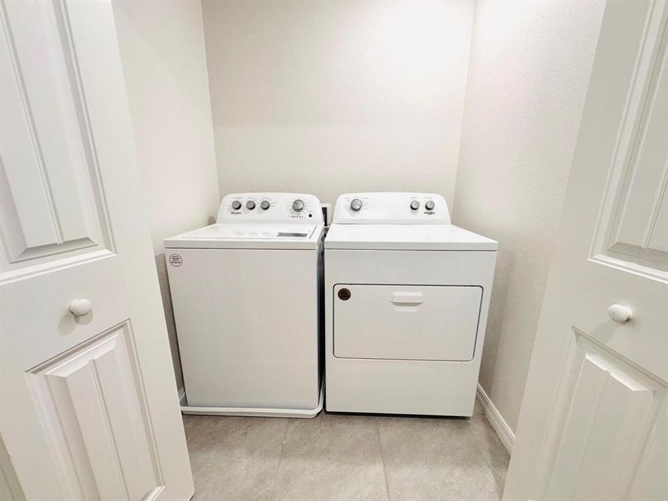 For Rent: $2,900 (3 beds, 2 baths, 1568 Square Feet)