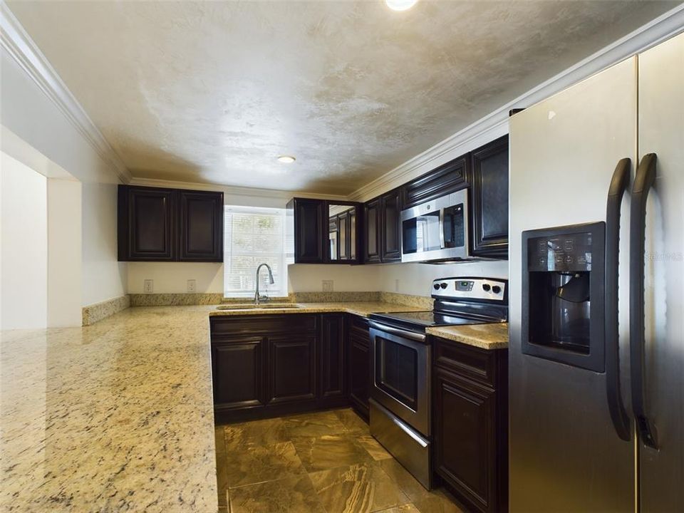 For Sale: $259,900 (4 beds, 2 baths, 1343 Square Feet)