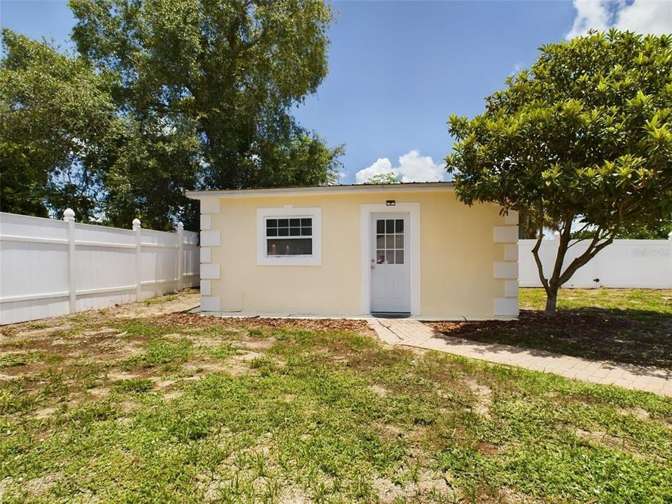 Active With Contract: $249,900 (4 beds, 2 baths, 1343 Square Feet)