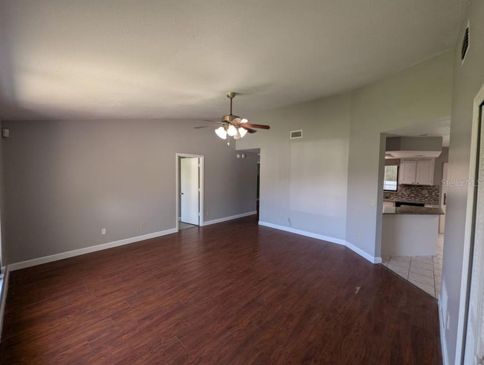 For Sale: $399,000 (4 beds, 2 baths, 1625 Square Feet)