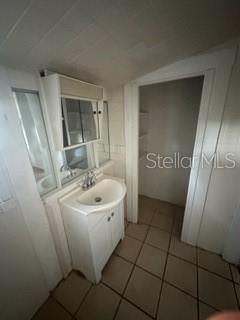 For Rent: $1,550 (1 beds, 1 baths, 714 Square Feet)