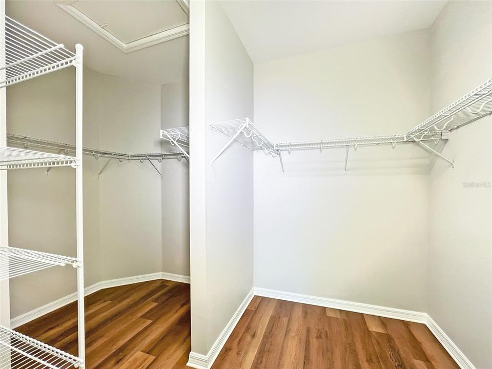 HUGE PRIMARY WALK IN  CLOSET