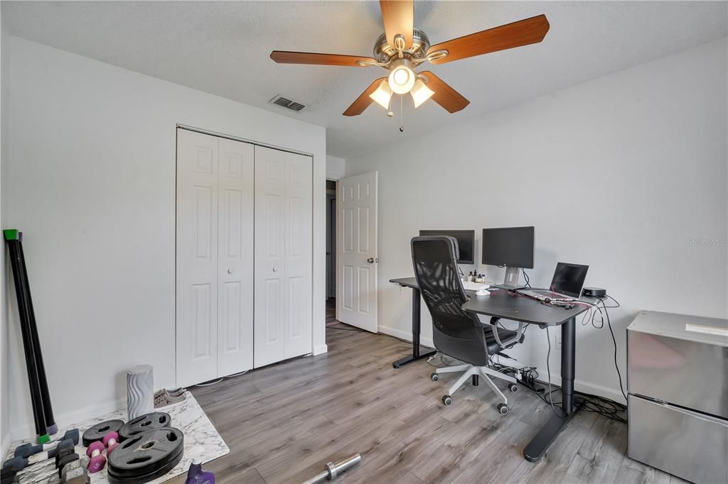For Sale: $248,000 (3 beds, 2 baths, 1117 Square Feet)