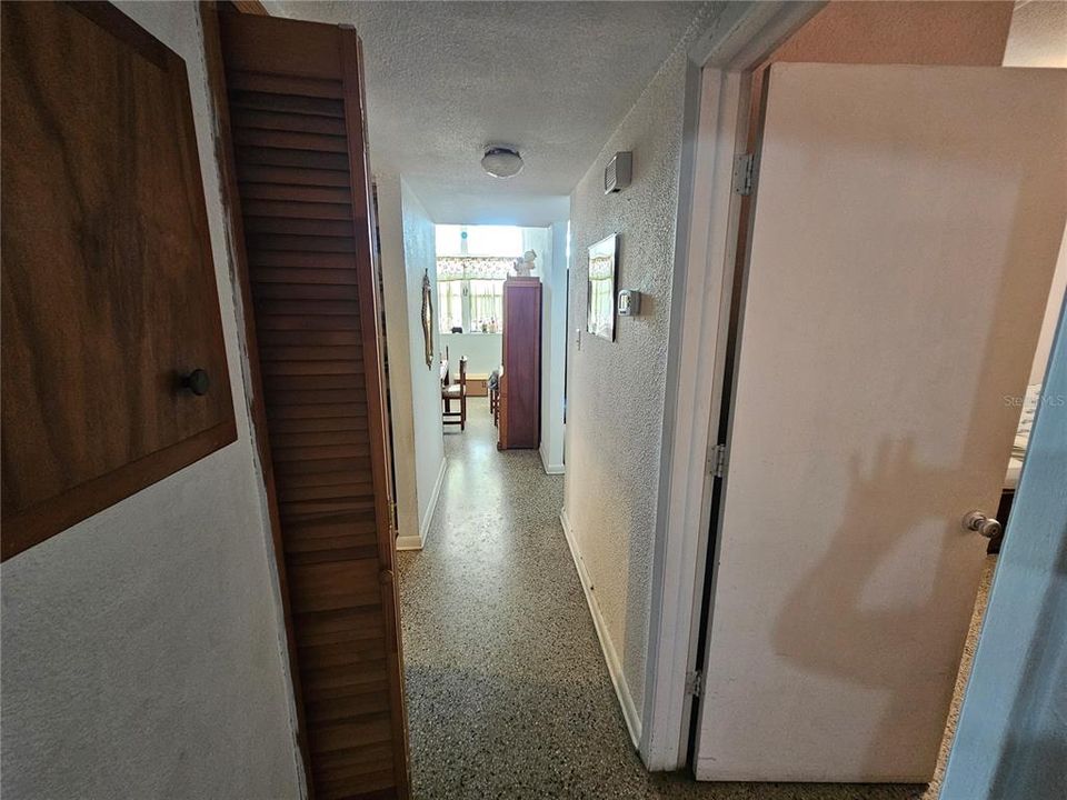 En Venta: $329,000 (4 camas, 2 baños, 1438 Pies cuadrados)