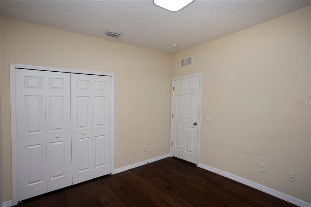 For Rent: $2,500 (3 beds, 2 baths, 2127 Square Feet)