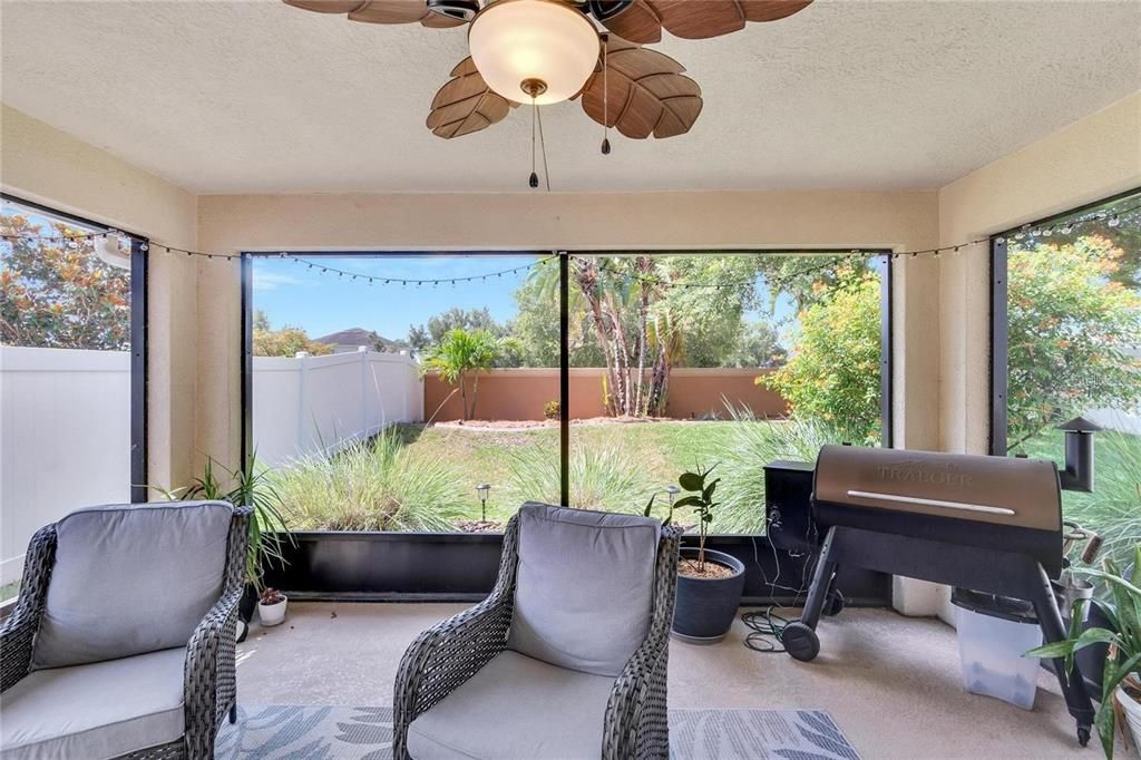 Active With Contract: $2,999 (5 beds, 3 baths, 2754 Square Feet)