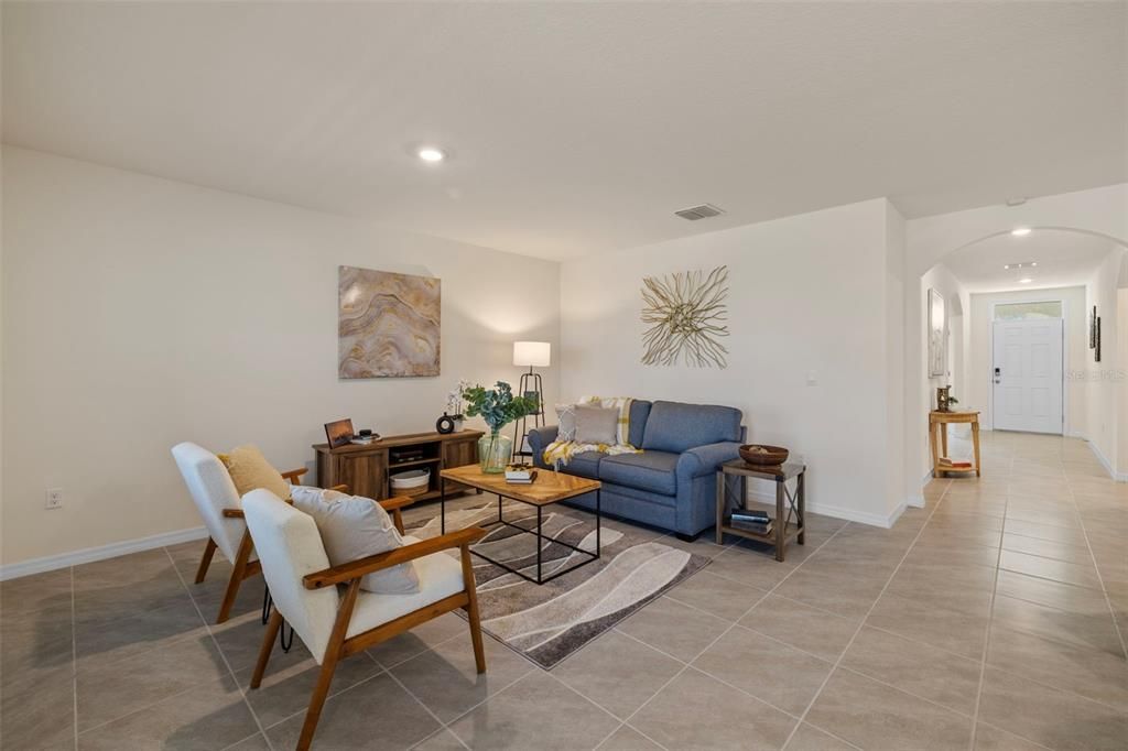 Active With Contract: $379,900 (3 beds, 2 baths, 1690 Square Feet)