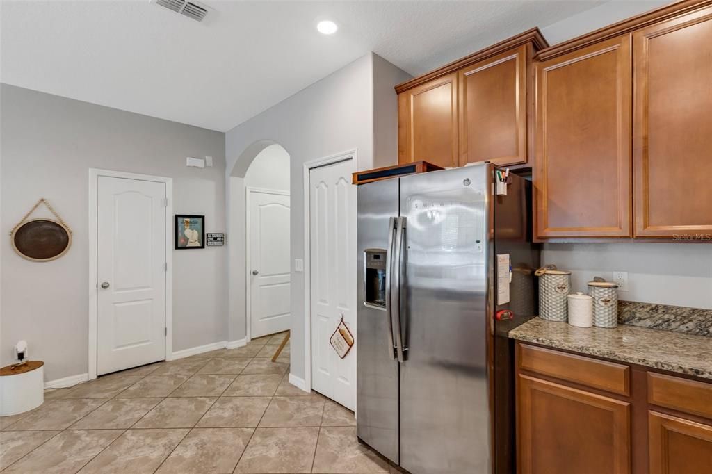 For Sale: $254,900 (2 beds, 2 baths, 1368 Square Feet)