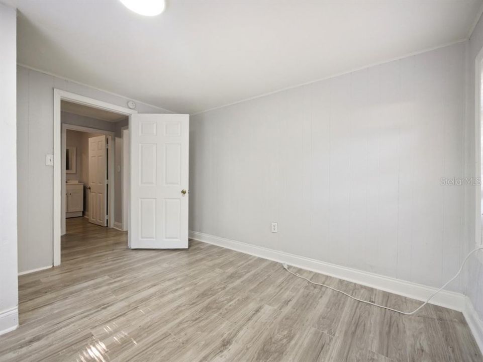 For Sale: $299,000 (3 beds, 1 baths, 1110 Square Feet)