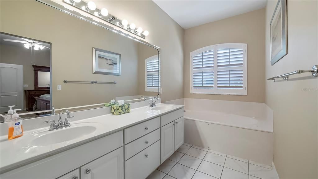 Active With Contract: $379,500 (2 beds, 2 baths, 2240 Square Feet)