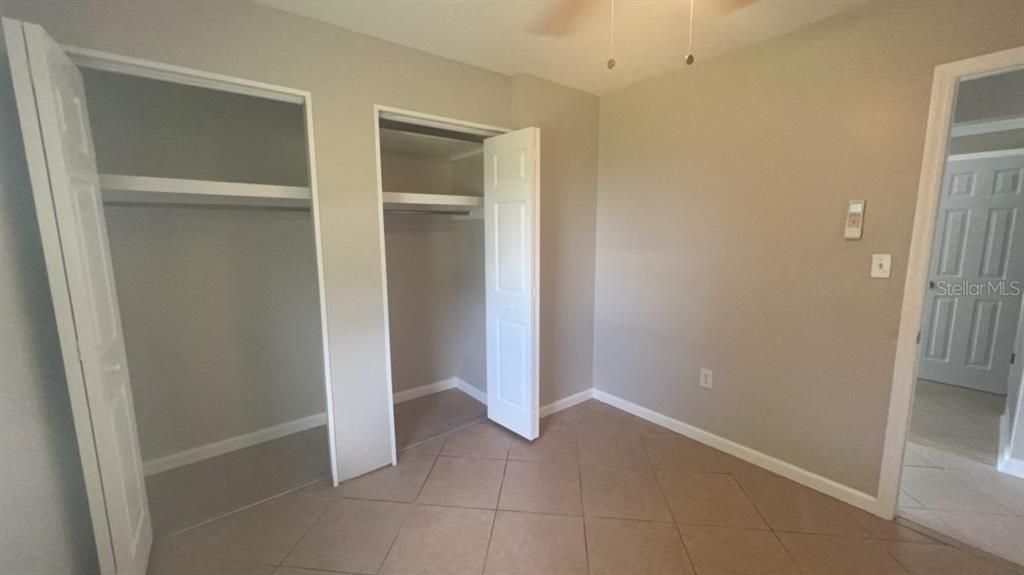 For Rent: $1,600 (2 beds, 1 baths, 897 Square Feet)