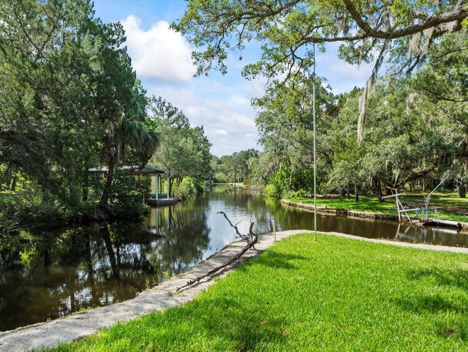 For Sale: $730,000 (3 beds, 3 baths, 936 Square Feet)