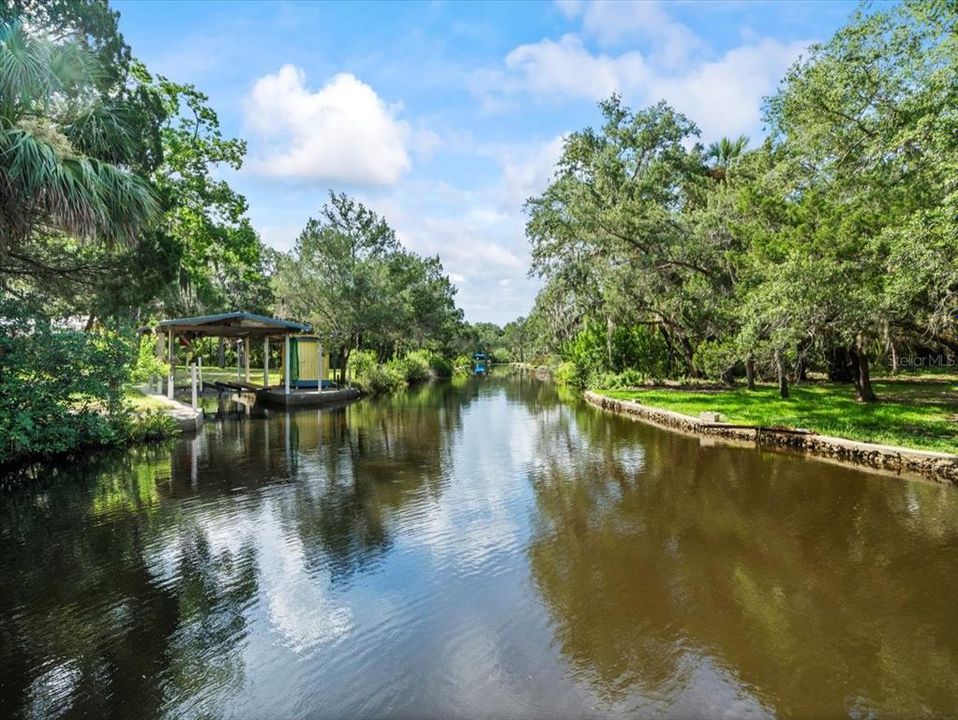 For Sale: $730,000 (3 beds, 3 baths, 936 Square Feet)