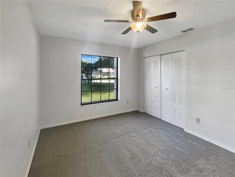 For Sale: $275,000 (2 beds, 2 baths, 1296 Square Feet)