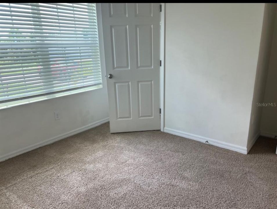 For Rent: $2,195 (3 beds, 2 baths, 1828 Square Feet)