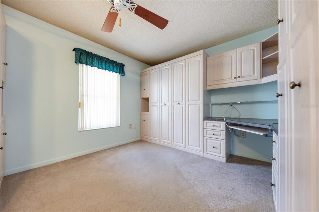 For Sale: $299,000 (2 beds, 2 baths, 1193 Square Feet)