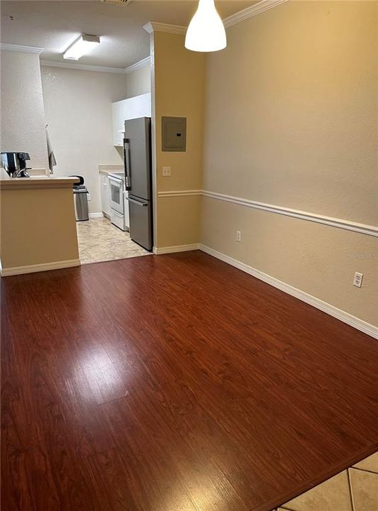 For Rent: $1,800 (2 beds, 2 baths, 1091 Square Feet)