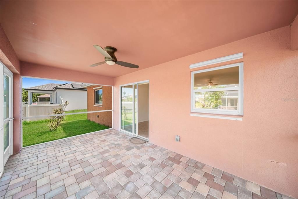 For Sale: $345,000 (3 beds, 2 baths, 1464 Square Feet)