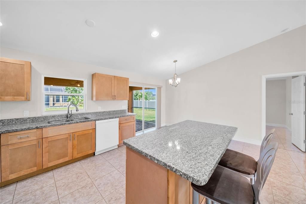 For Sale: $345,000 (3 beds, 2 baths, 1464 Square Feet)