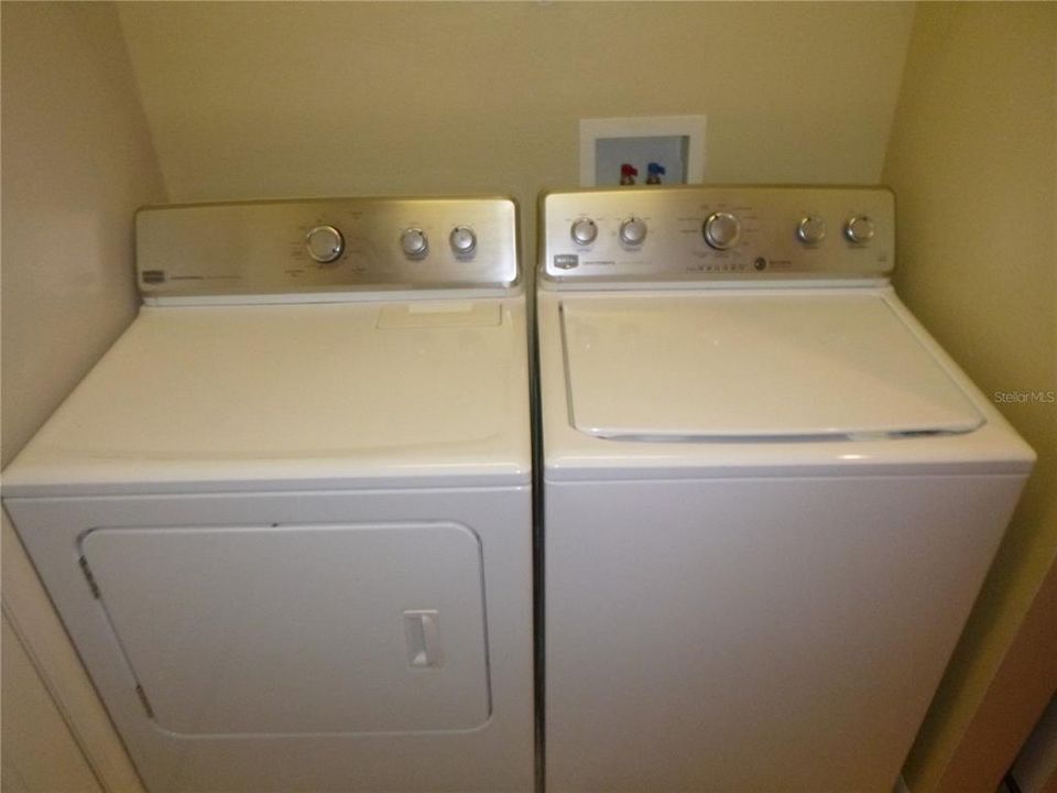 Washer & Dryer