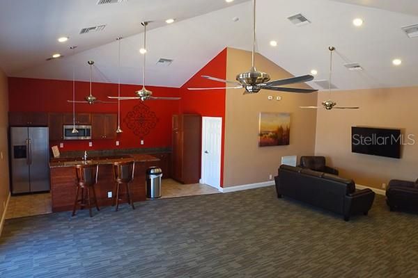 For Rent: $1,995 (2 beds, 2 baths, 1278 Square Feet)