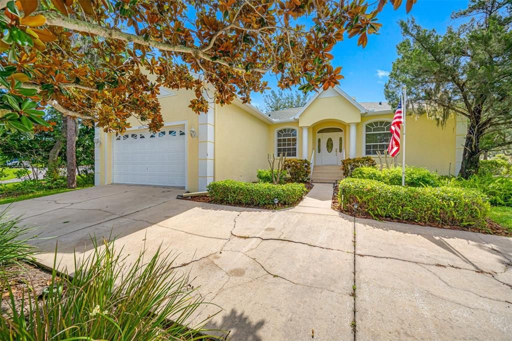 For Sale: $595,000 (3 beds, 2 baths, 1965 Square Feet)