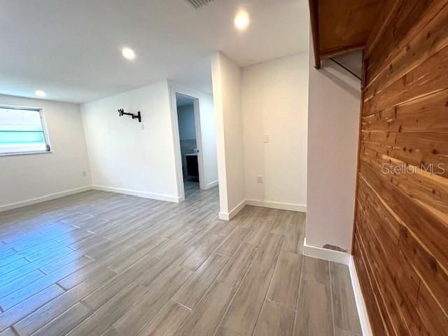 For Rent: $2,500 (3 beds, 2 baths, 1684 Square Feet)