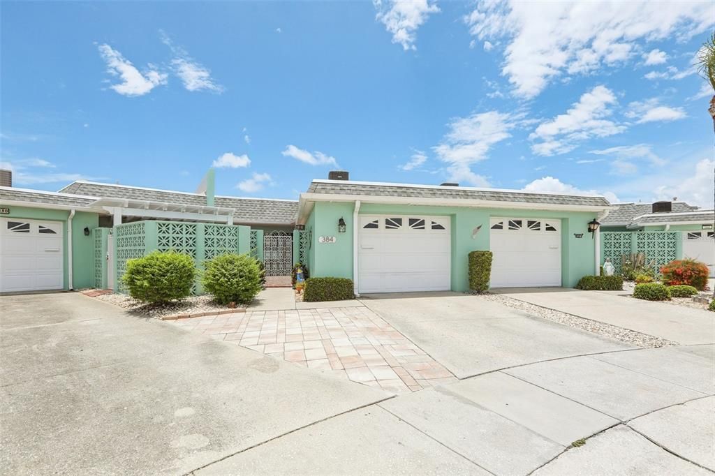 For Sale: $849,500 (3 beds, 3 baths, 1910 Square Feet)