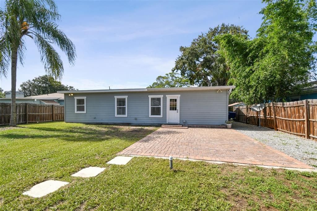 For Sale: $495,000 (3 beds, 2 baths, 1620 Square Feet)