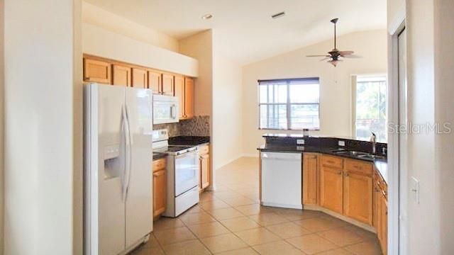 For Rent: $3,195 (3 beds, 2 baths, 2042 Square Feet)