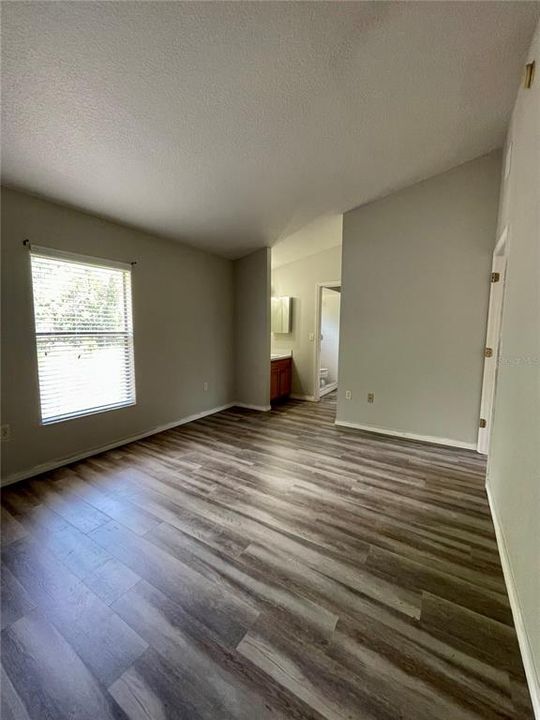 For Rent: $1,750 (2 beds, 2 baths, 1054 Square Feet)