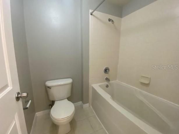 For Rent: $2,700 (2 beds, 2 baths, 1465 Square Feet)