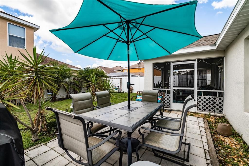 For Sale: $379,900 (3 beds, 2 baths, 2184 Square Feet)