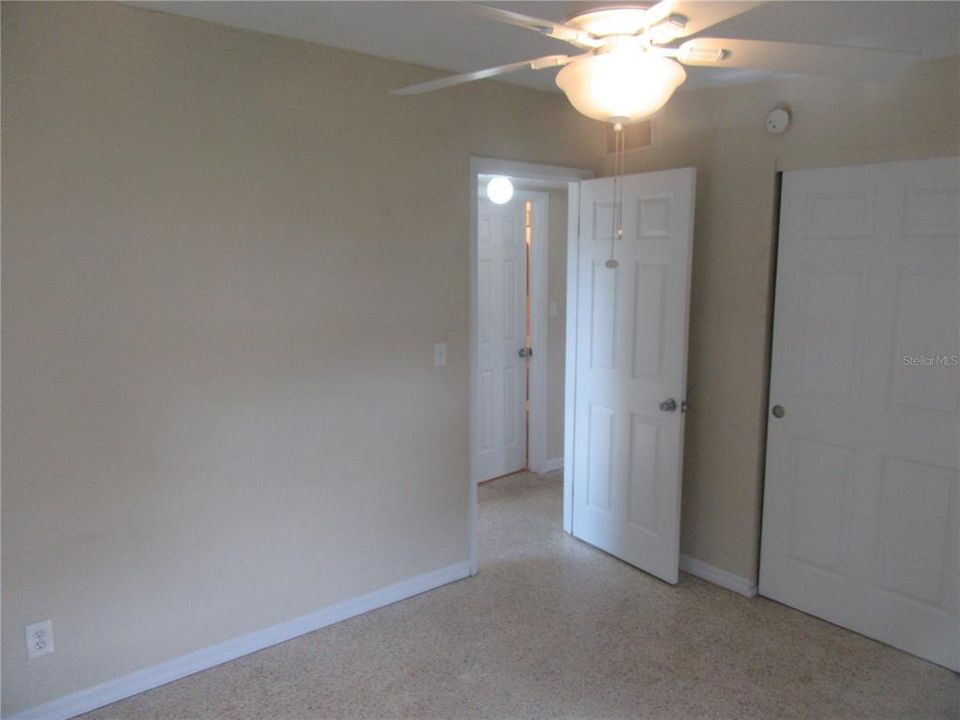 For Rent: $2,100 (2 beds, 1 baths, 1152 Square Feet)