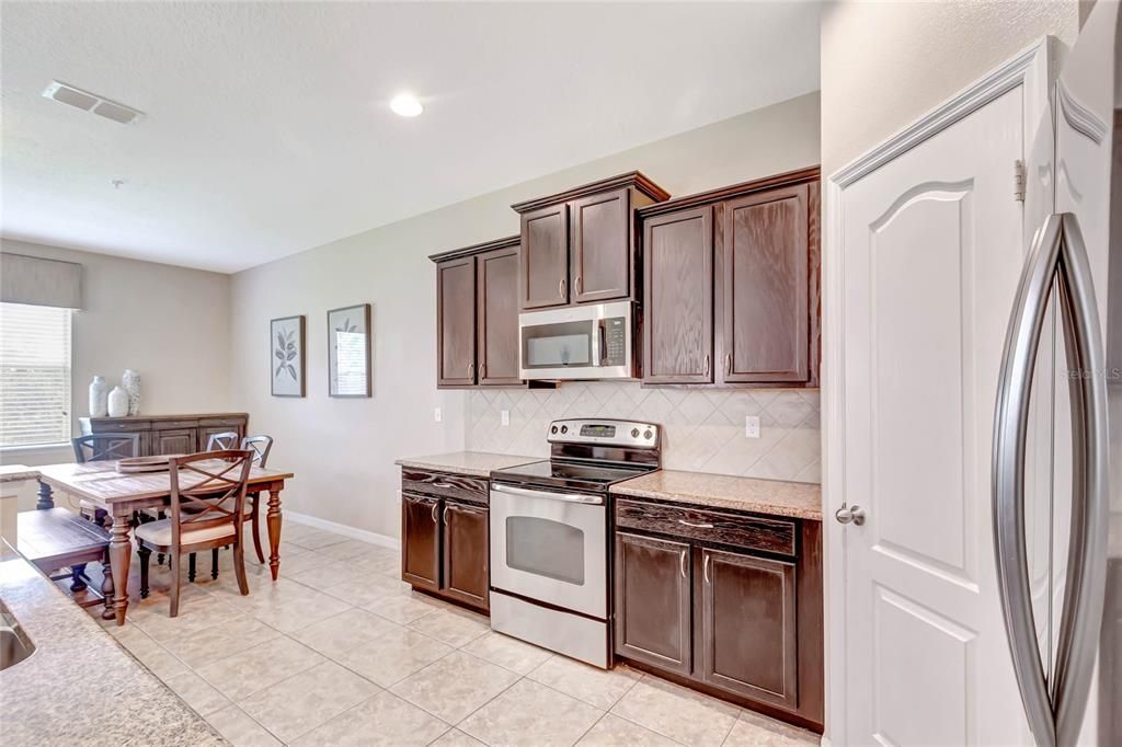 For Sale: $359,990 (3 beds, 2 baths, 1699 Square Feet)