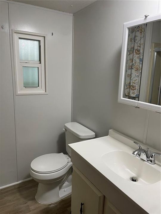 待售: $64,900 (1 贝兹, 1 浴室, 560 平方英尺)