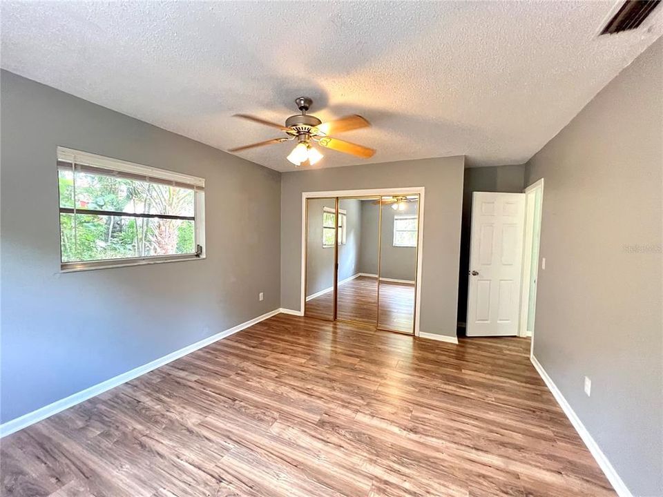 For Rent: $2,700 (3 beds, 1 baths, 1170 Square Feet)