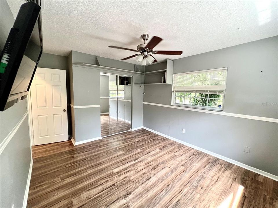 For Rent: $2,700 (3 beds, 1 baths, 1170 Square Feet)