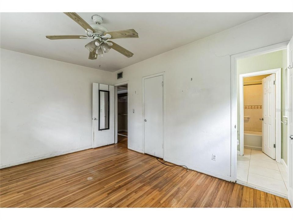 For Sale: $319,500 (3 beds, 1 baths, 0 Square Feet)