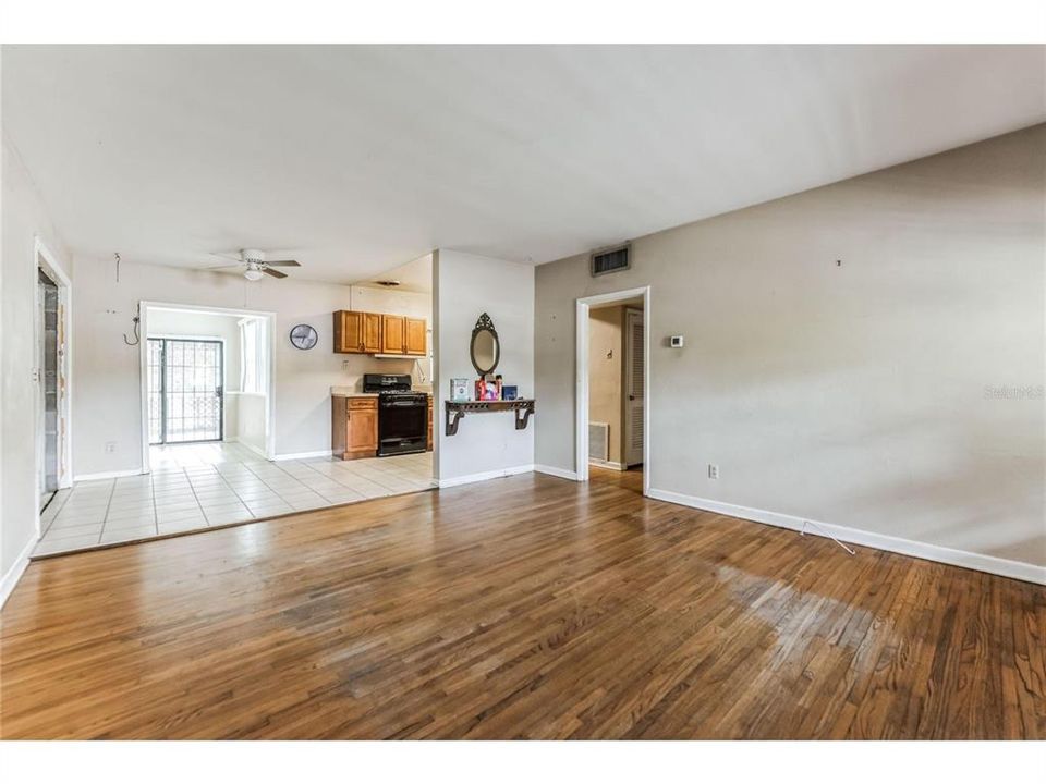 For Sale: $319,500 (3 beds, 1 baths, 0 Square Feet)