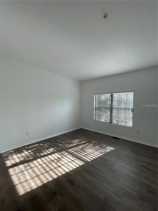 For Rent: $2,100 (2 beds, 2 baths, 1147 Square Feet)