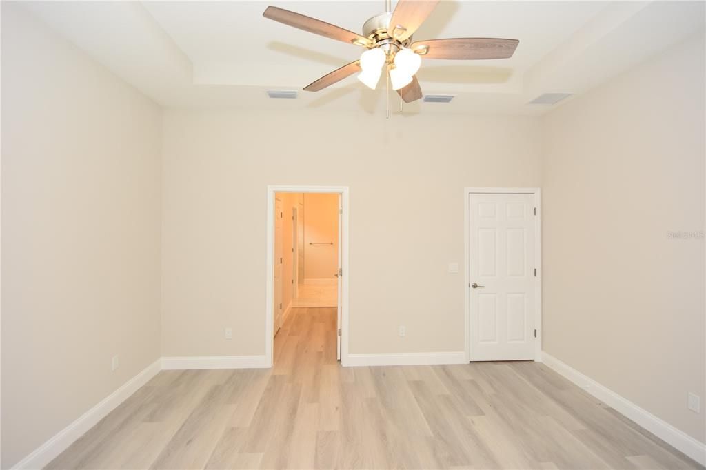 For Rent: $2,000 (3 beds, 2 baths, 1750 Square Feet)