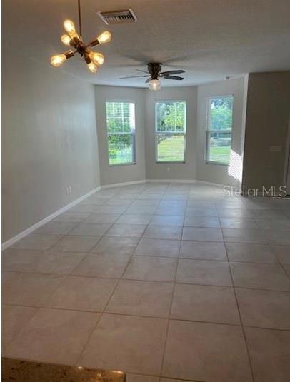 For Rent: $2,700 (4 beds, 3 baths, 1968 Square Feet)