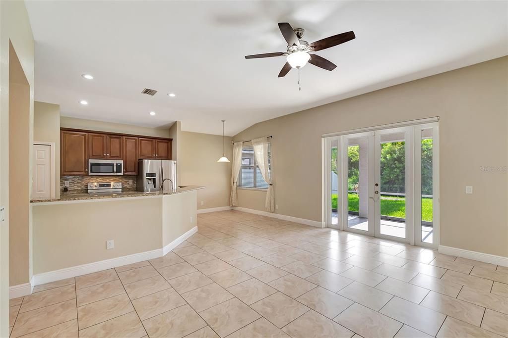 Active With Contract: $385,000 (3 beds, 2 baths, 1838 Square Feet)