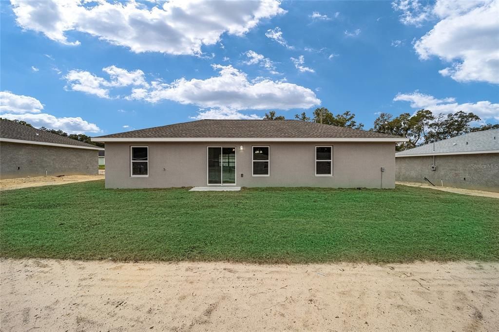 For Sale: $229,000 (3 beds, 2 baths, 1089 Square Feet)