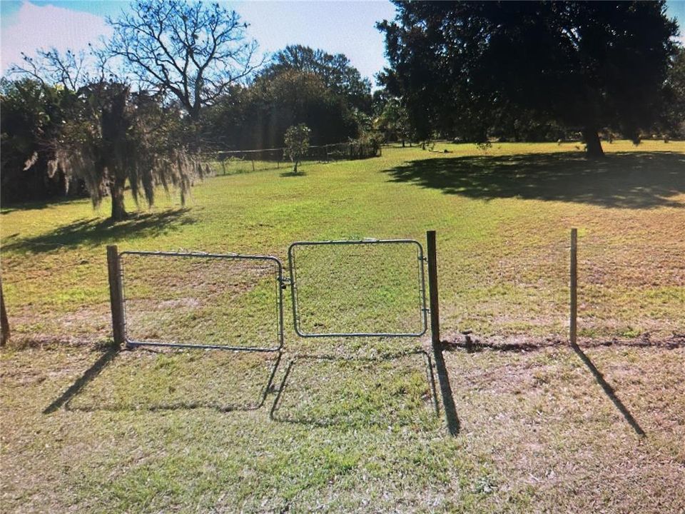 Vendido Recientemente: $219,000 (1.48 acres)