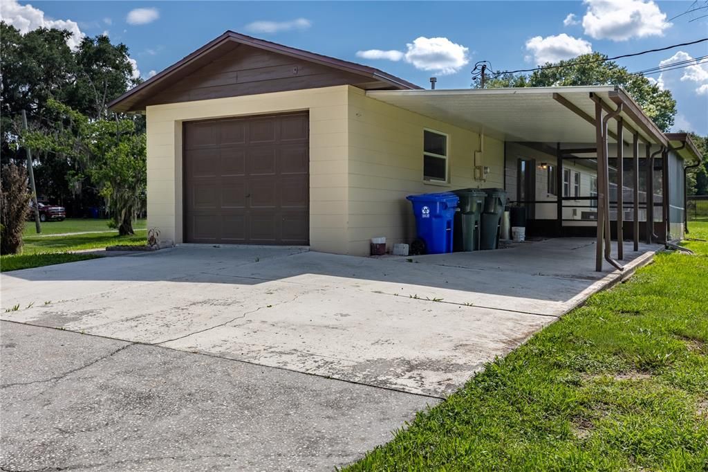 Active With Contract: $349,000 (3 beds, 2 baths, 1380 Square Feet)